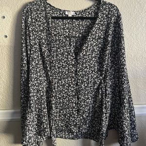 Black & white XL charming Charlie blouse